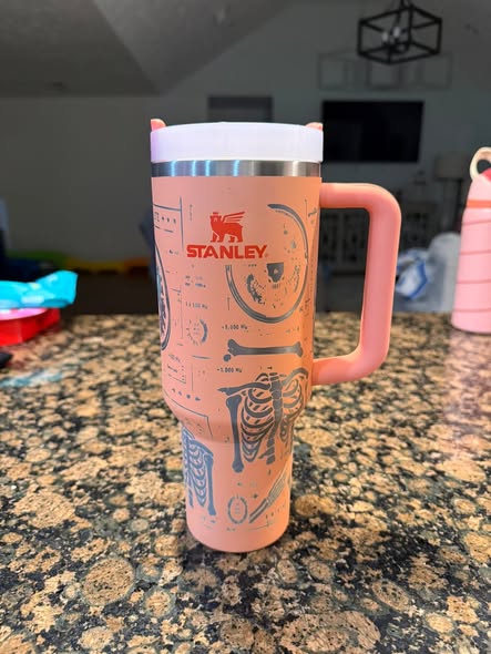 Full color tumbler design
